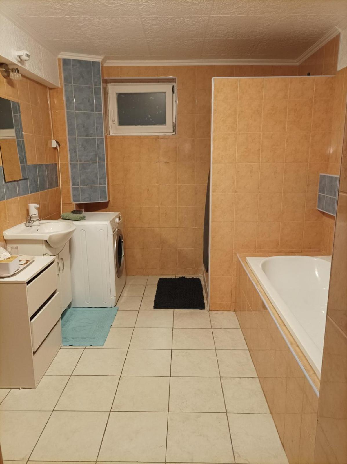 Fuege Apartman Sopron Exterior photo